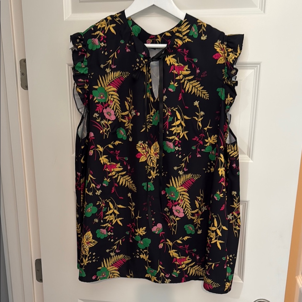 Floral Ruffle Sleeve Blouse - plus size